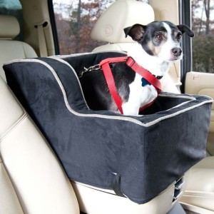 Кресло в машину для собак мелких пород